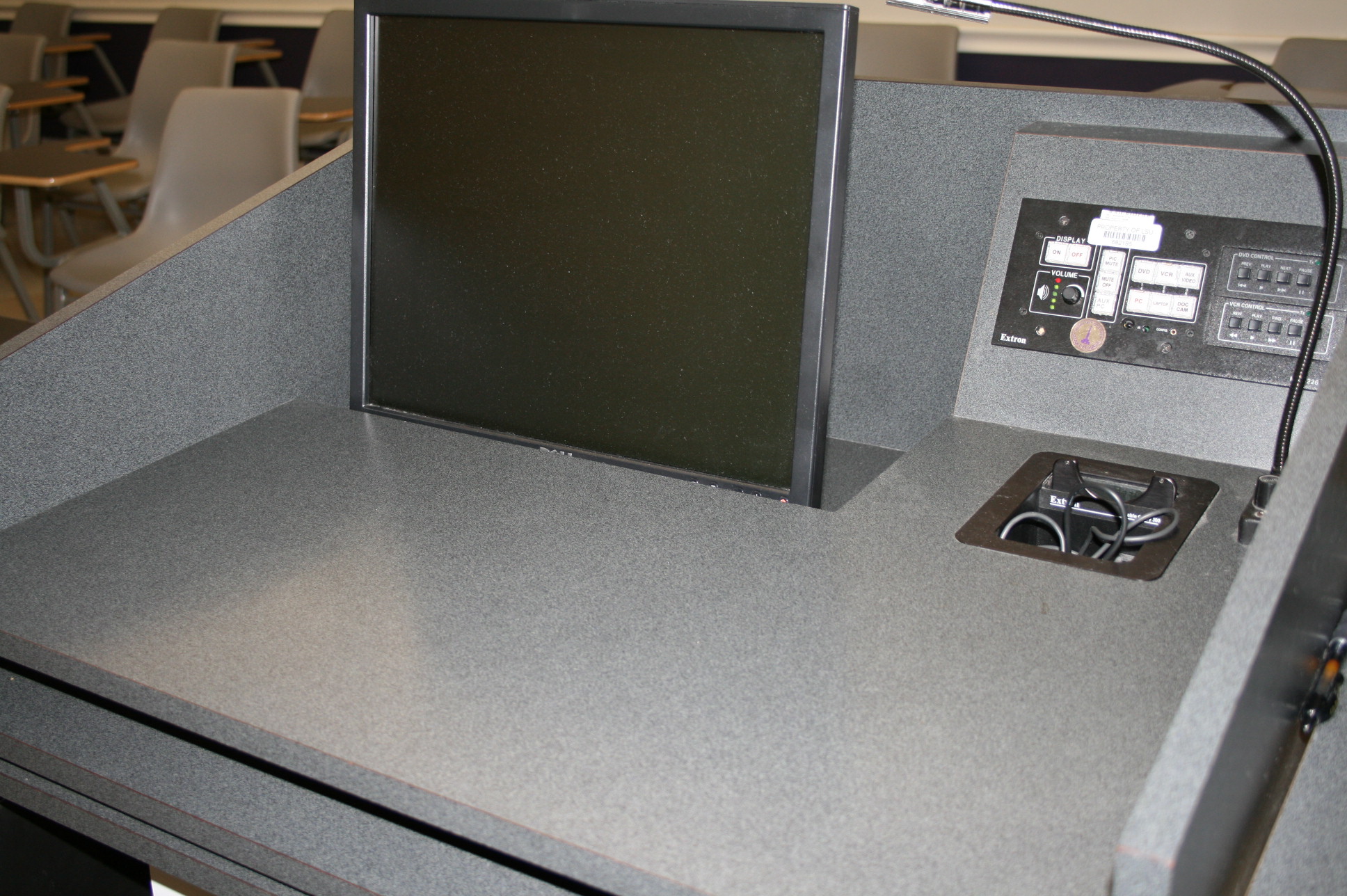 Multimedia desk available in Prescott 118 at the front